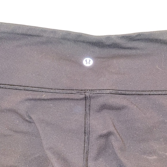 Women’s lululemon black leggings - Picture 3 of 3